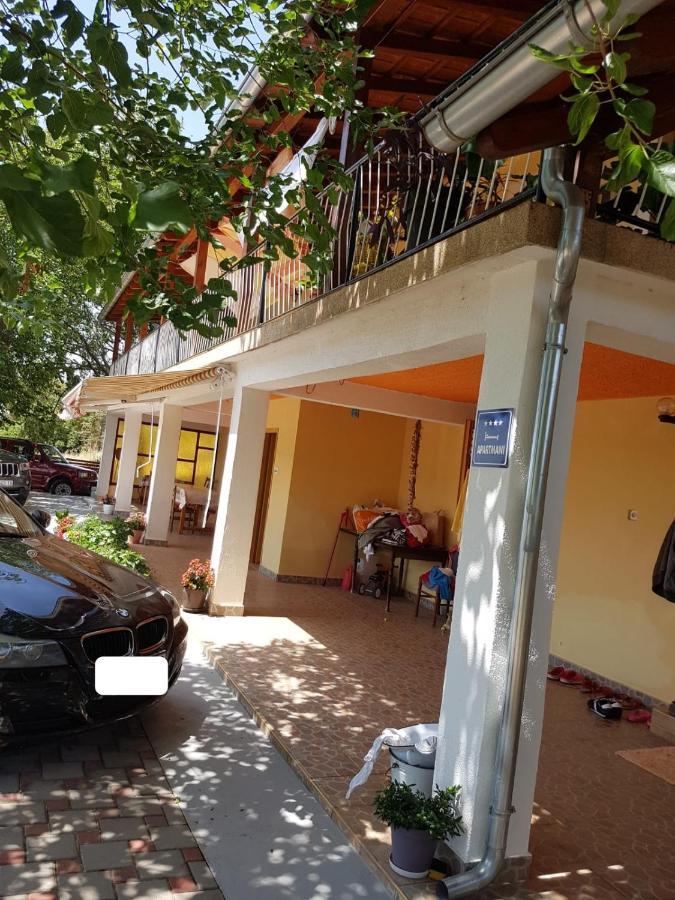 Apartmani Corleone Bilice Luaran gambar