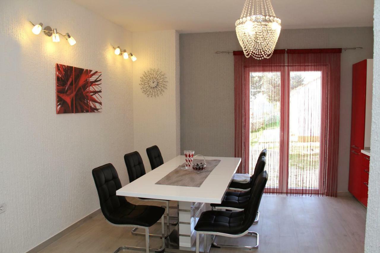 Apartmani Corleone Bilice Luaran gambar