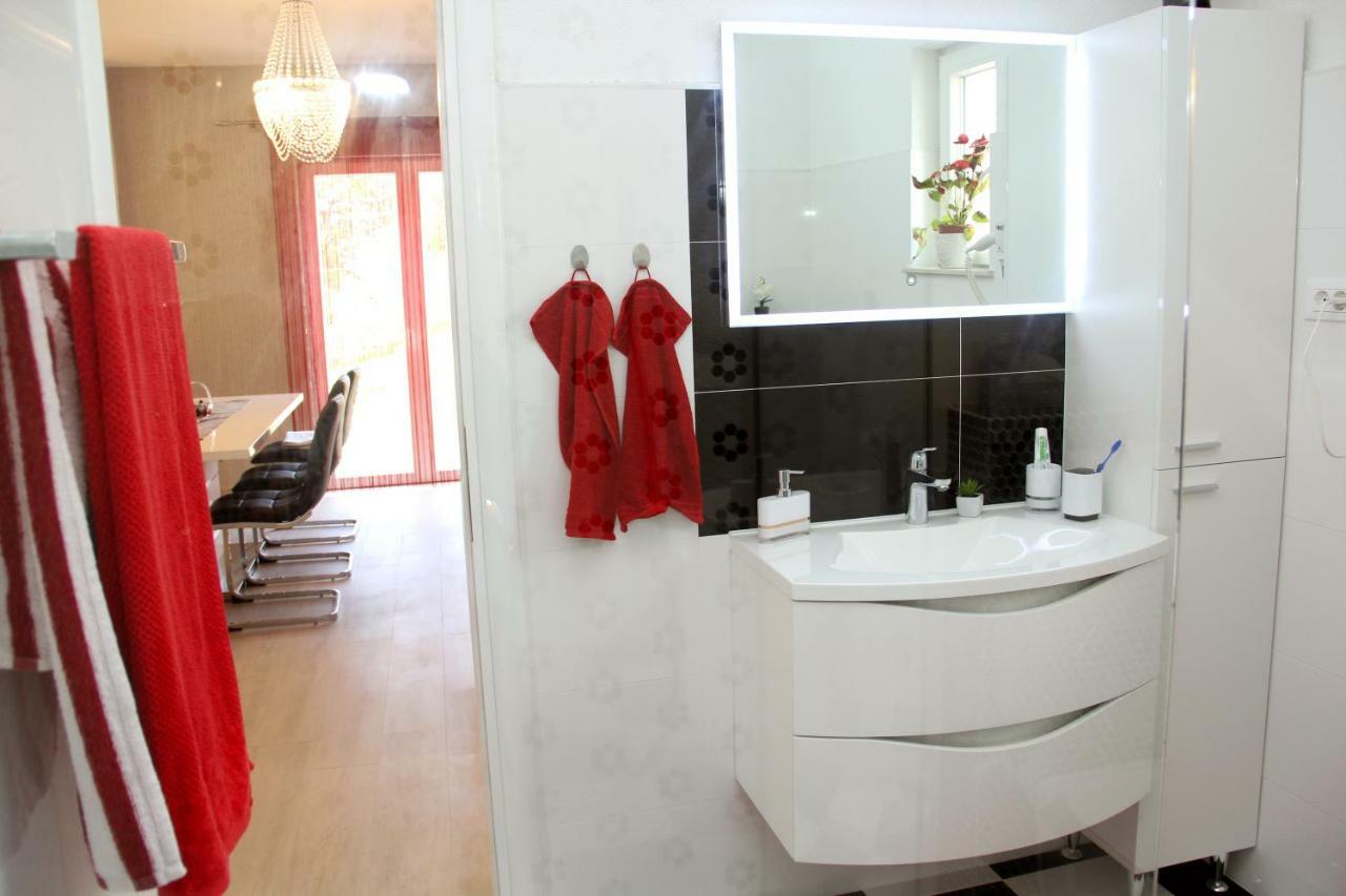 Apartmani Corleone Bilice Luaran gambar